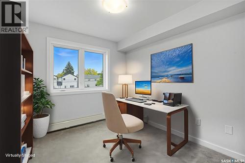208 318 108Th Street W, Saskatoon, SK - Indoor Photo Showing Office