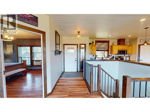 7229 3/93 Highway, Cranbrook, BC - Indoor