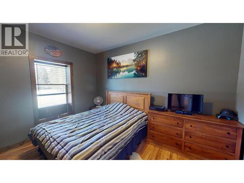 7229 3/93 Highway, Cranbrook, BC - Indoor Photo Showing Bedroom
