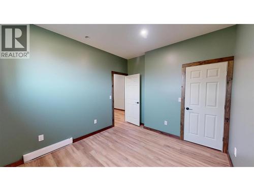 7229 3/93 Highway, Cranbrook, BC - Indoor Photo Showing Other Room