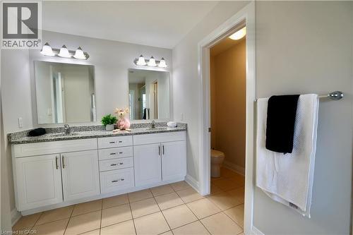 745 Wood Lily Street, Waterloo, ON - Indoor Photo Showing Bathroom