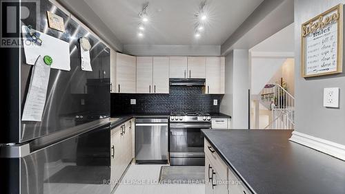 16 - 365 Pioneer Drive, Kitchener, ON - Indoor Photo Showing Kitchen