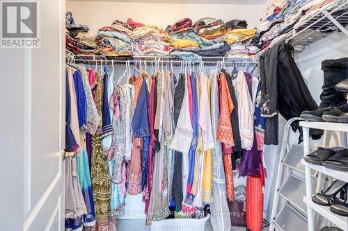 52 The Queens Way, Barrie, ON - Indoor With Storage