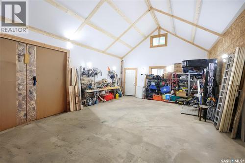 707 5Th Street E, Prince Albert, SK - Indoor