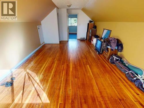 6019 Lund, Powell River, BC - Indoor Photo Showing Other Room