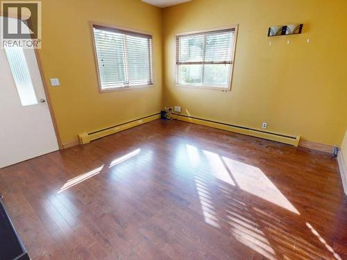 6019 Lund, Powell River, BC - Indoor Photo Showing Other Room