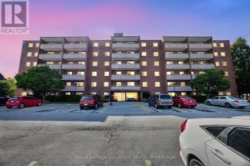 209 - 460 ONTARIO STREET  Collingwood, ON L9Y 4E5