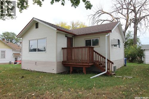 138 Redcoat Drive, Eastend, SK - Outdoor With Exterior