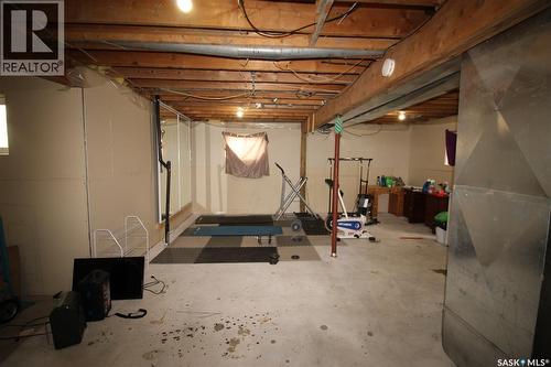 138 Redcoat Drive, Eastend, SK - Indoor Photo Showing Basement