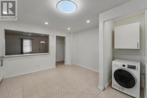 95 Adeline Street, Ottawa, ON - Indoor Photo Showing Laundry Room