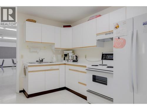 3900 27 Avenue Unit# 19, Vernon, BC - Indoor Photo Showing Kitchen