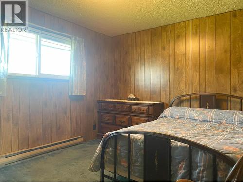 7430 22Nd Street, Grand Forks, BC - Indoor Photo Showing Bedroom