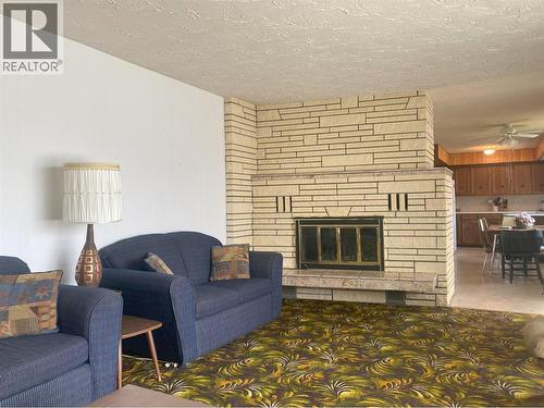 7430 22Nd Street, Grand Forks, BC - Indoor Photo Showing Living Room With Fireplace