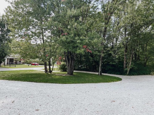Parking - 81 21E Avenue, Sainte-Anne-De-Sabrevois, QC - Outdoor