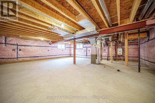 366 Cloyne Crescent, Ottawa, ON - Indoor Photo Showing Basement