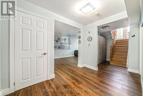 2 Marchmont Place, Belleville (Belleville Ward), ON - Indoor Photo Showing Other Room