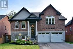 71 48TH STREET S  Wasaga Beach, ON L9Z 2Z8