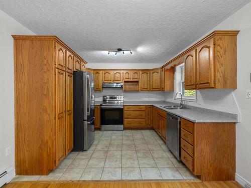 61 Glencove Dr, Stratford, PE 