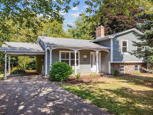 61 Glencove Dr  Stratford, PE C1B 1Y2