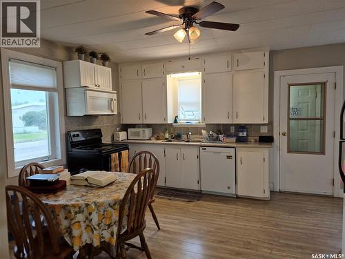 137 2Nd Street W, Ponteix, SK - Indoor