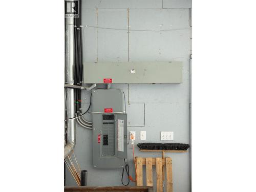 400 AMP Service! - 10108 Venables Drive, Coldstream, BC - Indoor Photo Showing Basement