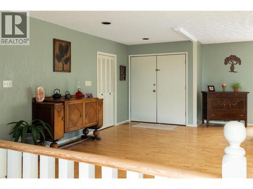 Entry - 10108 Venables Drive, Coldstream, BC - Indoor