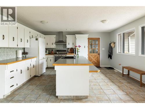 Great culinary space - 10108 Venables Drive, Coldstream, BC - Indoor Photo Showing Kitchen With Double Sink