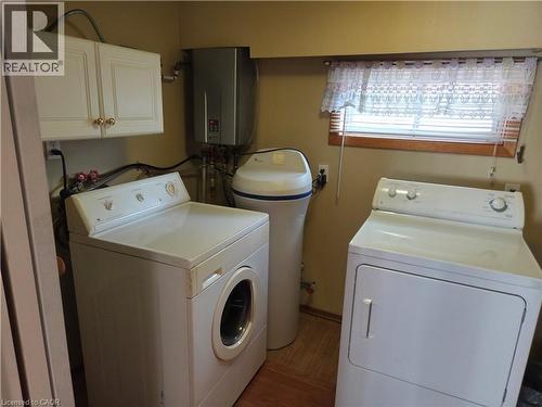 123 Scott Street, Waterloo, ON - Indoor Photo Showing Laundry Room