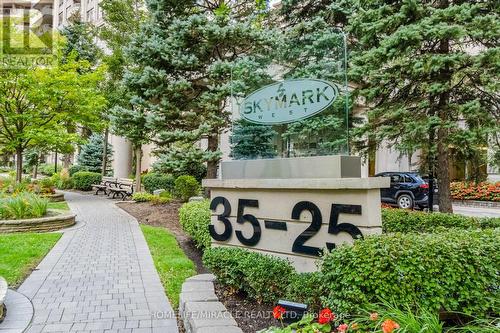 803 - 35 Kingsbridge Garden Circle, Mississauga, ON - Outdoor