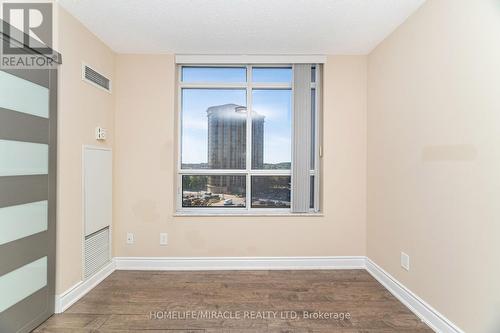 803 - 35 Kingsbridge Garden Circle, Mississauga, ON - Indoor Photo Showing Other Room