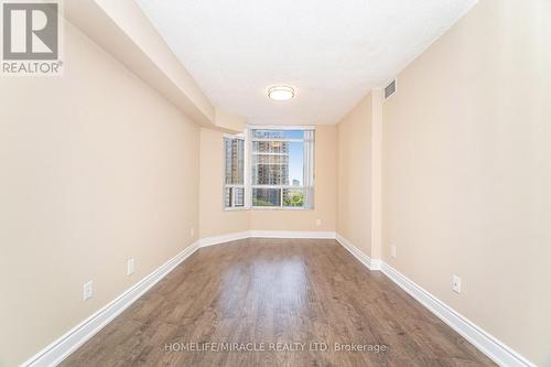 803 - 35 Kingsbridge Garden Circle, Mississauga, ON - Indoor Photo Showing Other Room