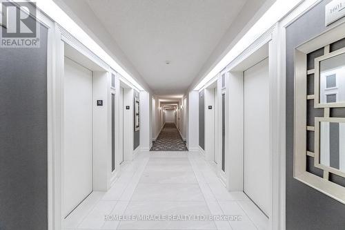 803 - 35 Kingsbridge Garden Circle, Mississauga, ON - Indoor Photo Showing Other Room