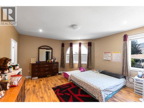 297 Waterford Avenue Unit# 102, Penticton, BC - Indoor Photo Showing Bedroom