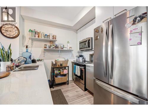 2250 Majoros Road Unit# 103, West Kelowna, BC - Indoor Photo Showing Kitchen With Stainless Steel Kitchen With Double Sink