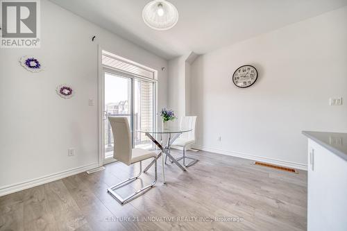 388 Okanagan Path, Oshawa, ON - Indoor Photo Showing Dining Room