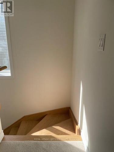 10 Hillcroft Way, Kawartha Lakes, ON - Indoor Photo Showing Other Room