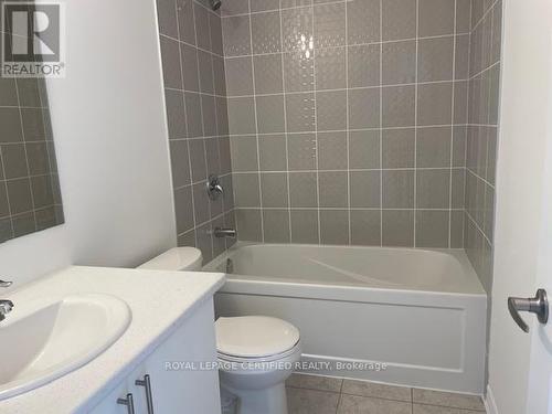 10 Hillcroft Way, Kawartha Lakes, ON - Indoor Photo Showing Bathroom