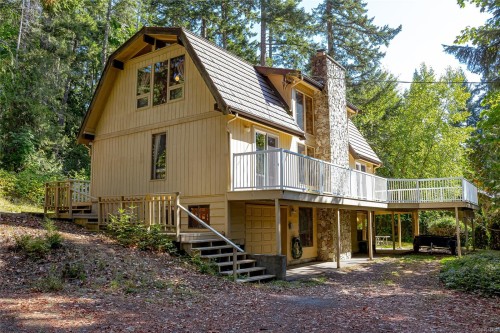 11379 West Saanich Rd, North Saanich, BC 