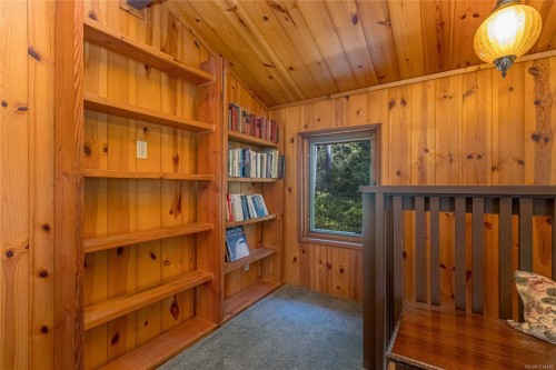 11379 West Saanich Rd, North Saanich, BC 