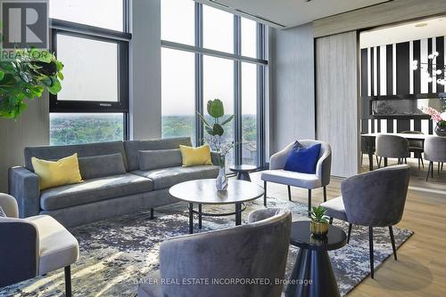 707 - 260 Malta Avenue, Brampton, ON - Indoor Photo Showing Living Room