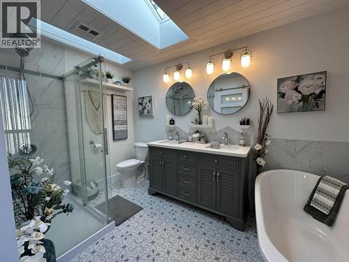 4782 Telqua Drive, 108 Mile Ranch, BC - Indoor Photo Showing Bathroom
