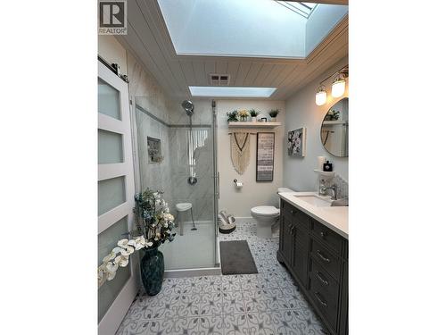 4782 Telqua Drive, 108 Mile Ranch, BC - Indoor Photo Showing Bathroom
