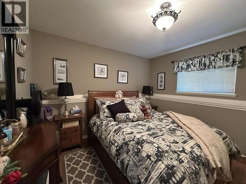 4782 Telqua Drive, 108 Mile Ranch, BC - Indoor Photo Showing Bedroom