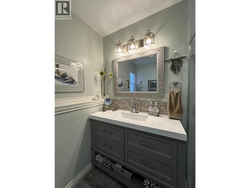 4782 Telqua Drive, 108 Mile Ranch, BC - Indoor Photo Showing Bathroom
