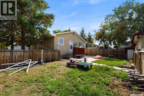189 Mikkelson Drive, Regina, SK - Outdoor