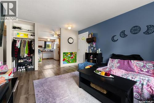 189 Mikkelson Drive, Regina, SK - Indoor Photo Showing Other Room