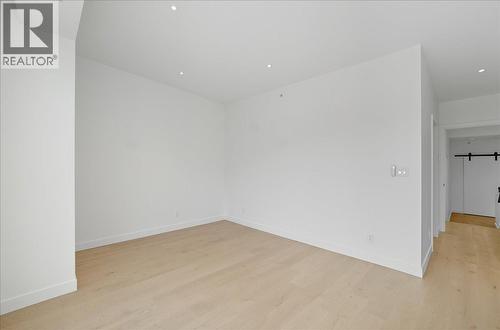 266 Baker Street Unit# 17, Nelson, BC - Indoor Photo Showing Other Room