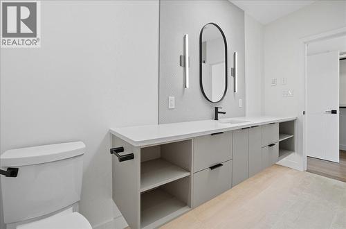 266 Baker Street Unit# 17, Nelson, BC - Indoor Photo Showing Bathroom