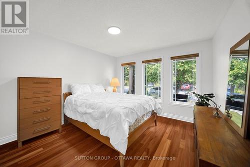 128 Annapolis Circle, Ottawa, ON - Indoor Photo Showing Bedroom