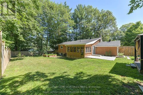115 Douglas Street, Gravenhurst (Muskoka (S)), ON - Outdoor